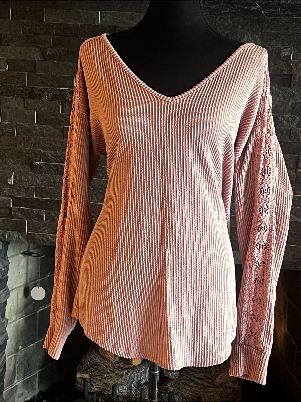 Maurices Ribbed V-Neck Lace-Inset Sleeve Top - Dusty Rose